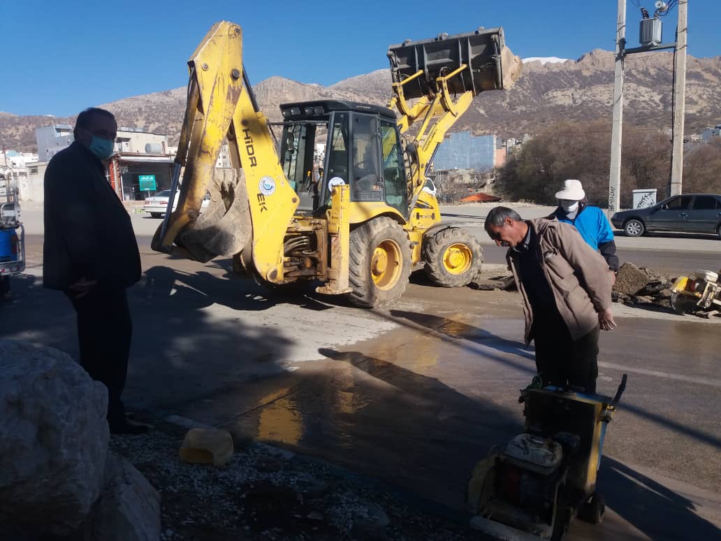 مدیر امور آب و فاضلاب شهرستان بویراحمد؛ تعمیر ۳۳۰ مورد شکستگی در شبکه توزیع آبِ بویراحمد