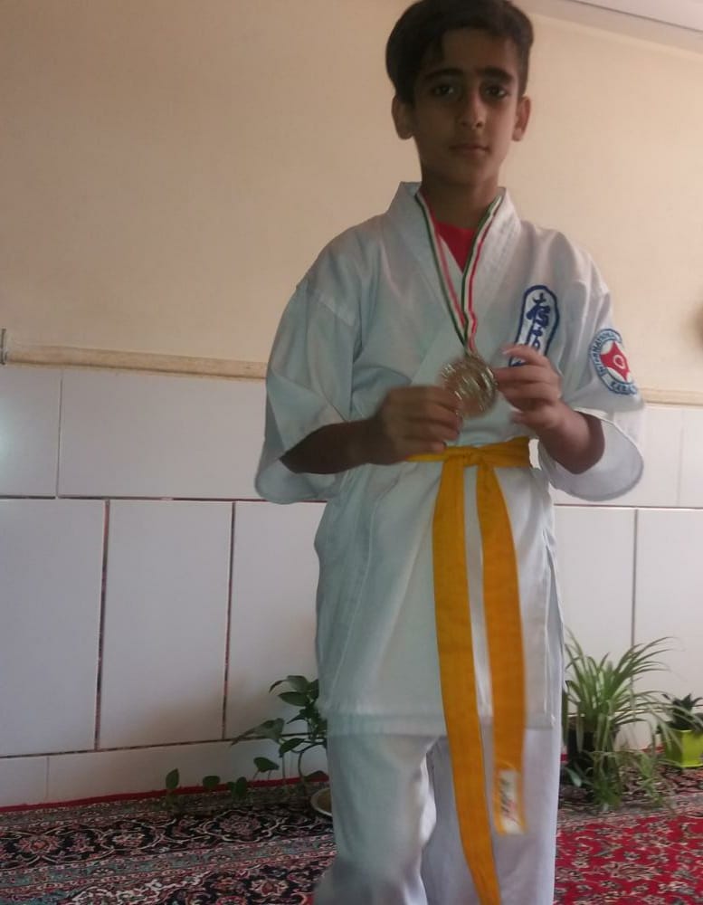 کسب مدال نقره باشگاهی توسط کاراته کارکهگیلویه و بویراحمدی ساکن بوئین زهرا قزوین