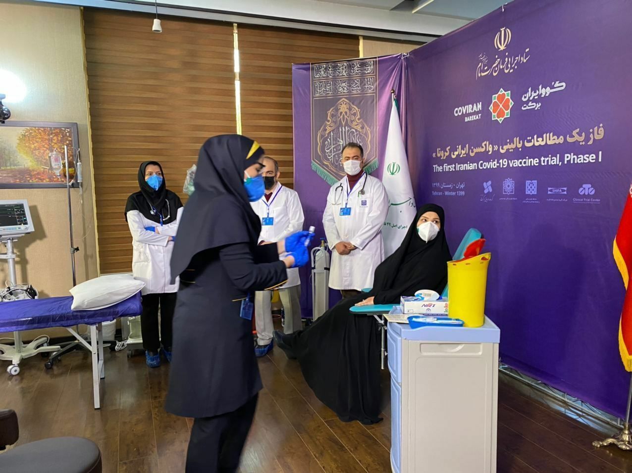 مدیر مرکز کارآزمایی بالینی دانشگاه علوم پزشکی تهران: حال عمومی ۳ داوطلب تزریق واکسن ایرانی کرونا خوب است