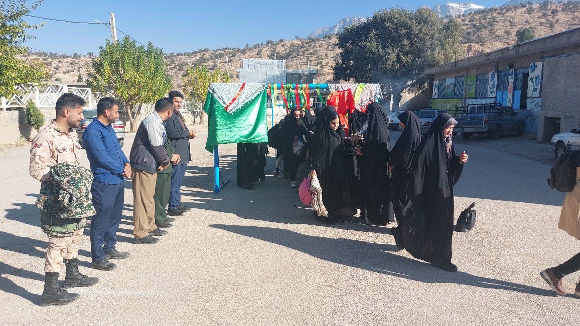 اعزام ۸۰ دانش آموزی بخش پاتاوه به مناطق جنوب کشور