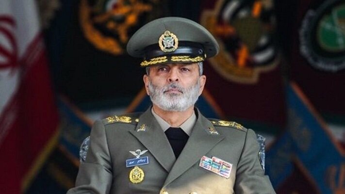 فرمانده ارتش: دستاورد وزارت اطلاعات سیلی محکم بر چهره رژیم صهیونی بود