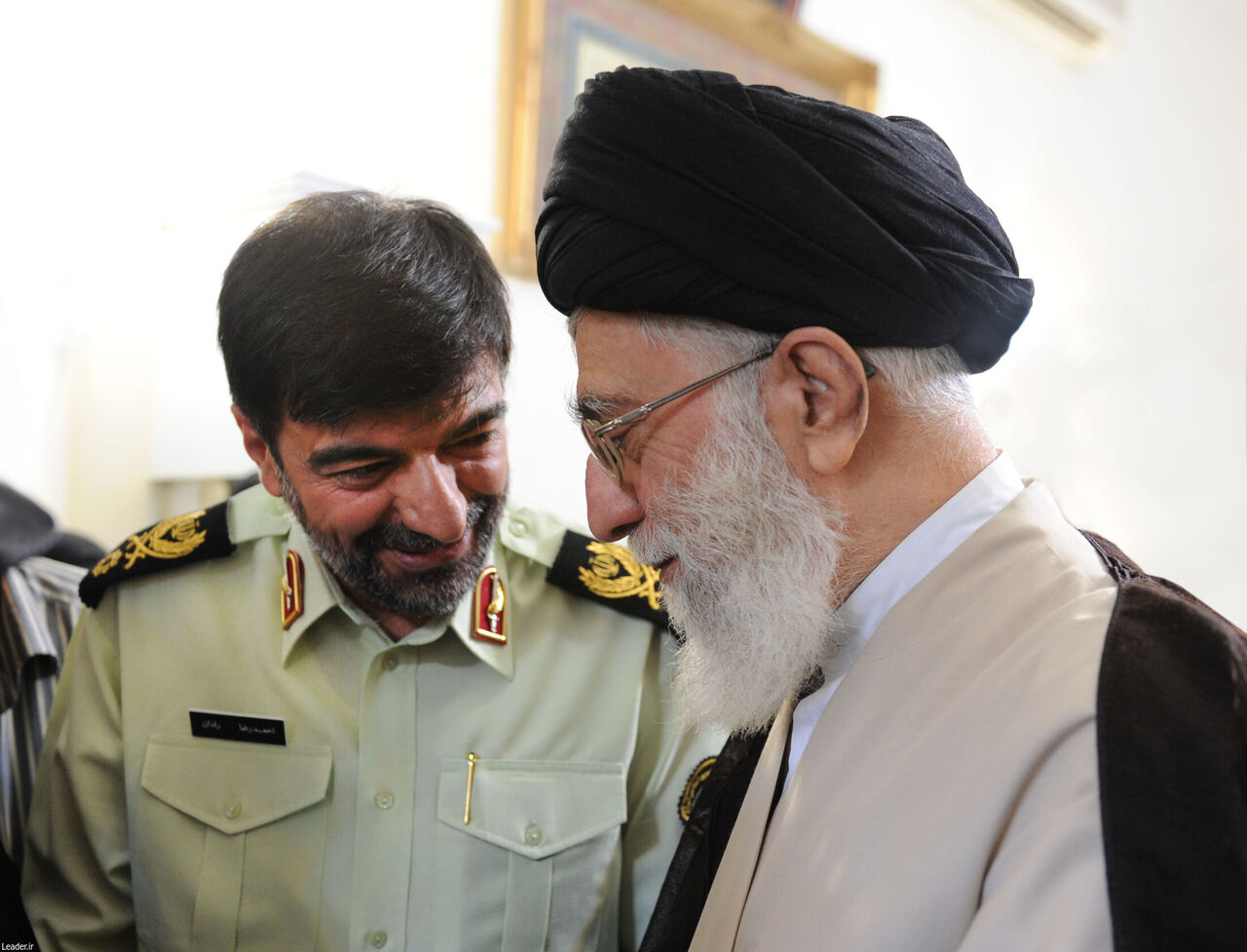 در حکمی از سوی رهبر معظم انقلاب اسلامی؛ سردار رادان به عنوان فرمانده انتظامی کل کشور منصوب شد
