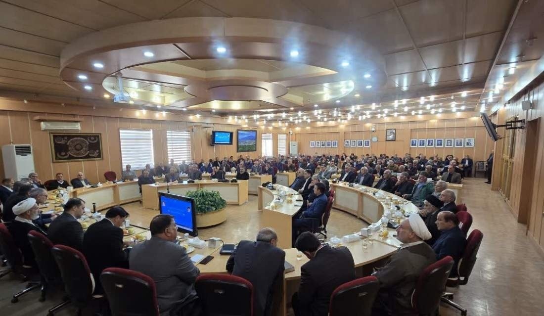 از توقف سدسازی تا اتصال به بزرگراه شیراز-اصفهان؛ مطالبات کلیدی بویراحمد، دنا و مارگون در نشست با استاندار از توقف سدسازی تا اتصال به بزرگراه شیراز-اصفهان؛ مطالبات کلیدی بویراحمد، دنا و مارگون در نشست با استاندار