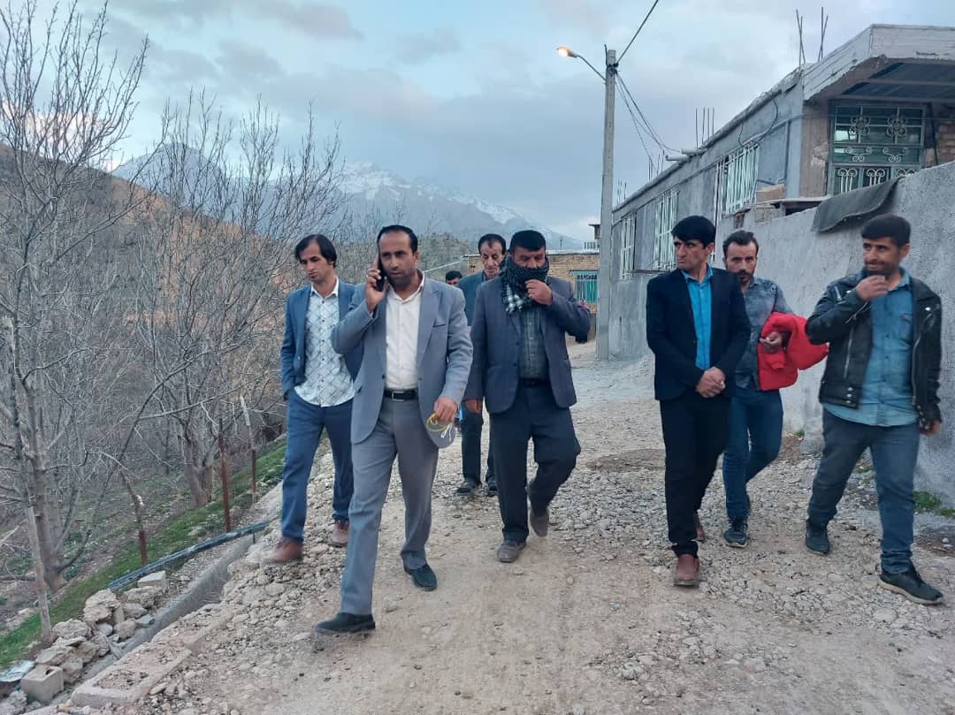 بازدید میدانی بخشدار پاتاوه از روستای کتا از توابع دهستان سادات محمودی 