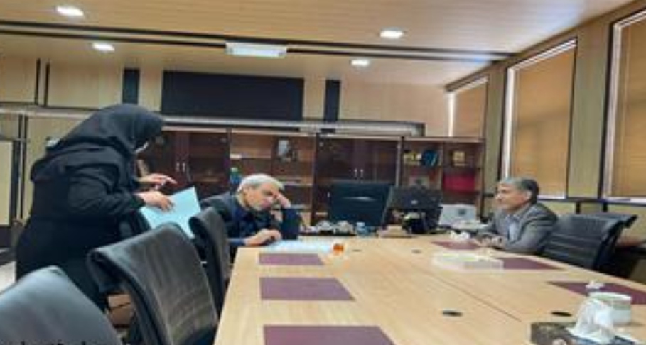 دیدار سرپرست معاونت توسعه مدیریت، منابع و برنامه ریزی دانشگاه علوم پزشکی یاسوج با مدیرکل خزانه داری وزارت امور اقتصاد و دارایی کشور