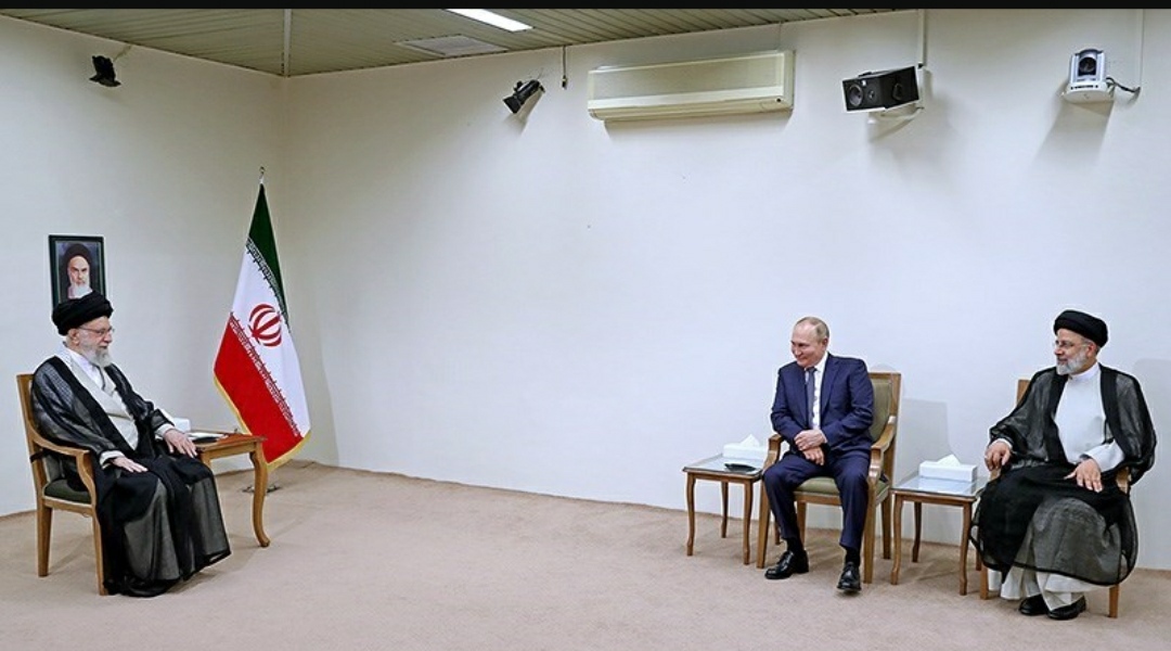 امام‌ خامنه‌ای: آمریکایی‌ها از منطقه شرق فرات در سوریه باید بیرون رانده شوند/ دلار باید به تدریج از مسیر معاملات جهانی خارج شود