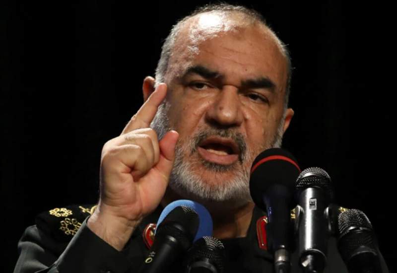 فرمانده‌کل سپاه: دست متجاوزان ‌به ایران ‌را قطع می‌کنیم